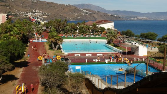 Parque Acuático «Aquatropic»