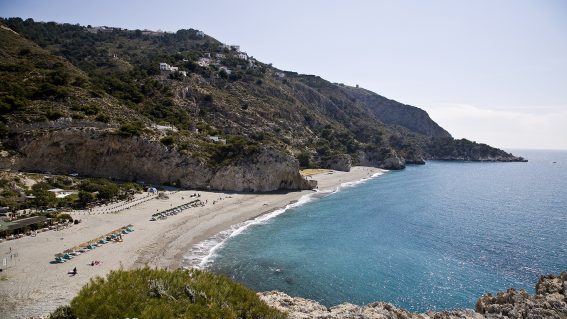 Playa Nudista Cantarriján