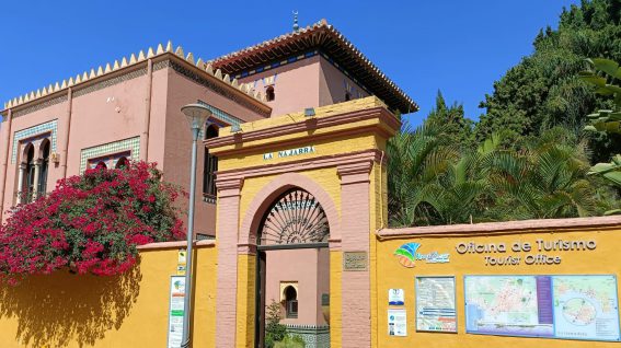 Las oficinas de turismo de Almuñécar y La Herradura atendieron este puente a casi un millar de visitas