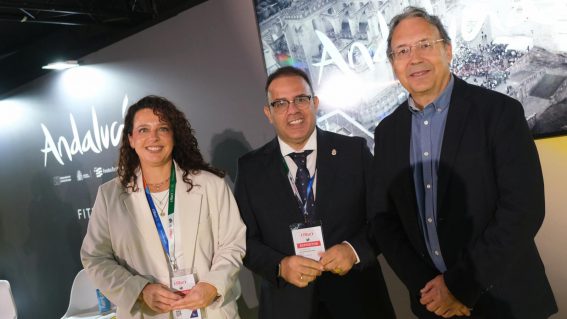 Almuñécar y La Herradura presentan en FITUR la estrategia ‘Transformando nuestro destino’