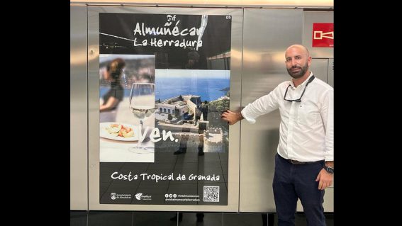 Almuñécar La Herradura se promociona en todas las estaciones del Metro de Málaga