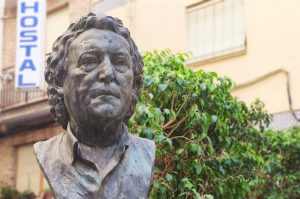 Busto Homenaje al Niño del Cerval