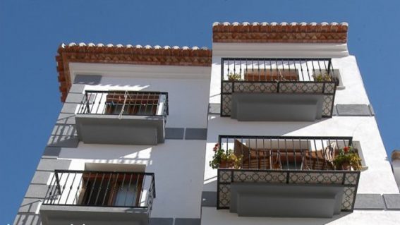 Apartamentos El Tranco del Mar 2 Llaves