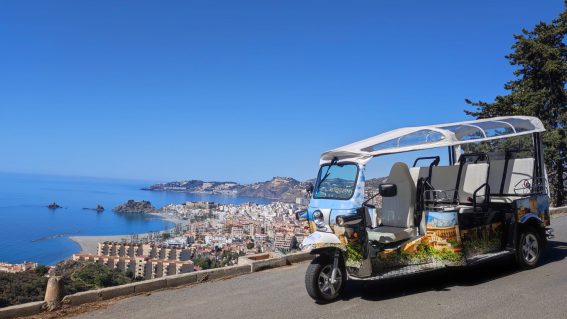Tuk –Tuk